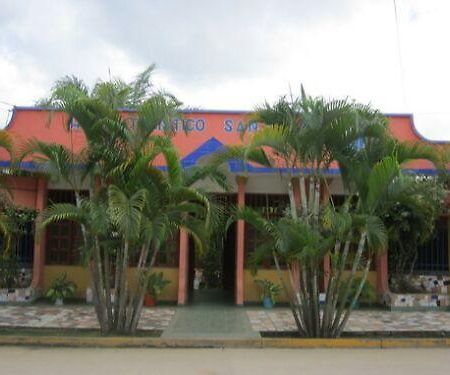 Hostal Santa Ana Rurrenabaque Luaran gambar